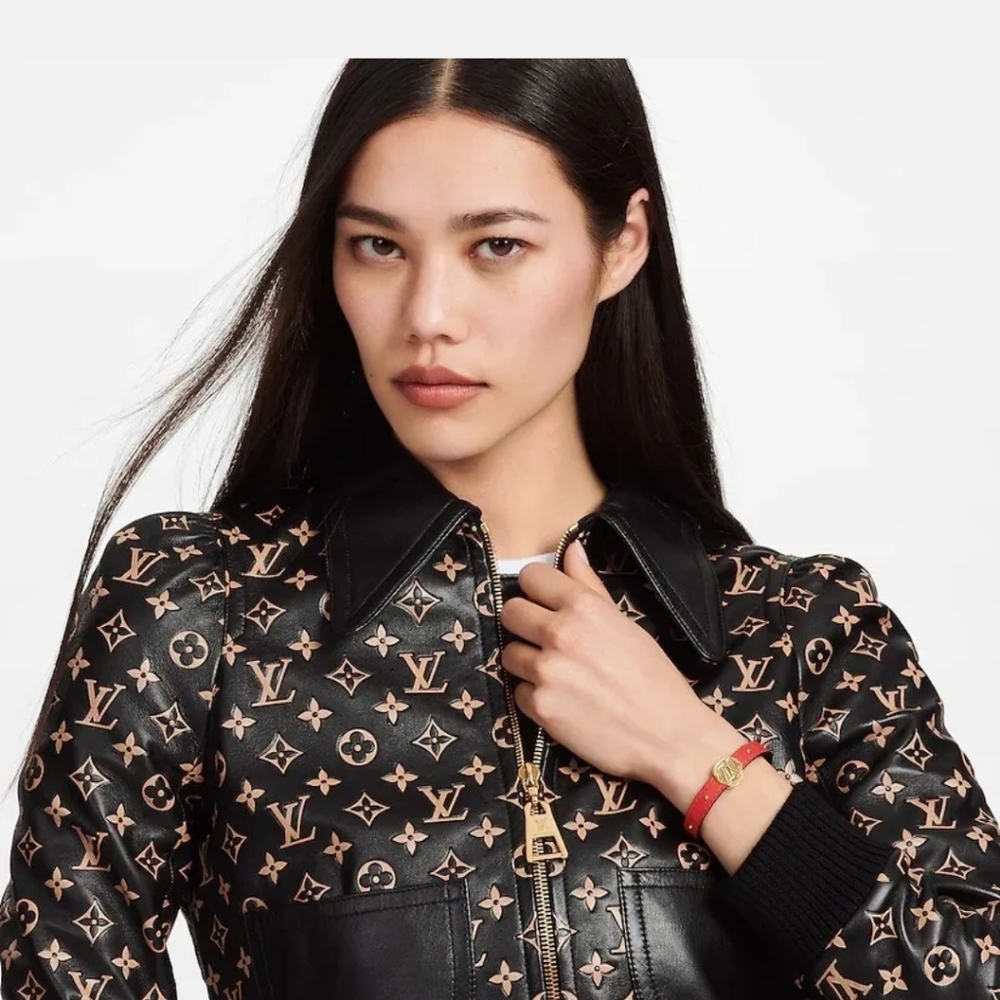 - REVERSIBLE LOUIS VUITTON BRACELET CLASSIC LV PATTERN ❤🤎❤🤎❤🤎❤ - Picture 2 of 3